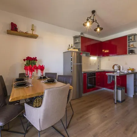 Ninac كلينوفيتسا